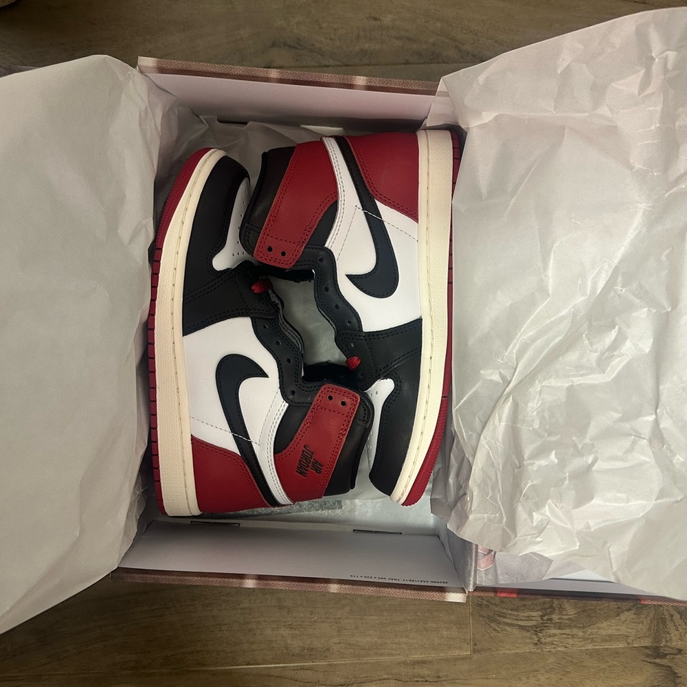 Nike Air Jordan Retro 1 High OG